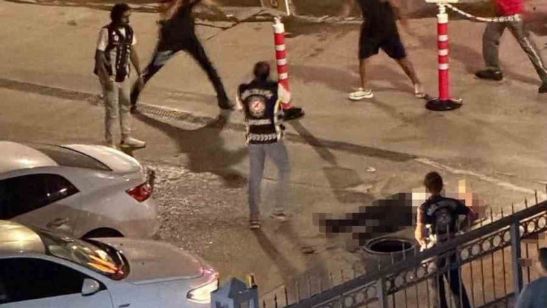 Esenyurt'ta Korsan Taksi Şoku: Polis ve Sürücü Yaralandı