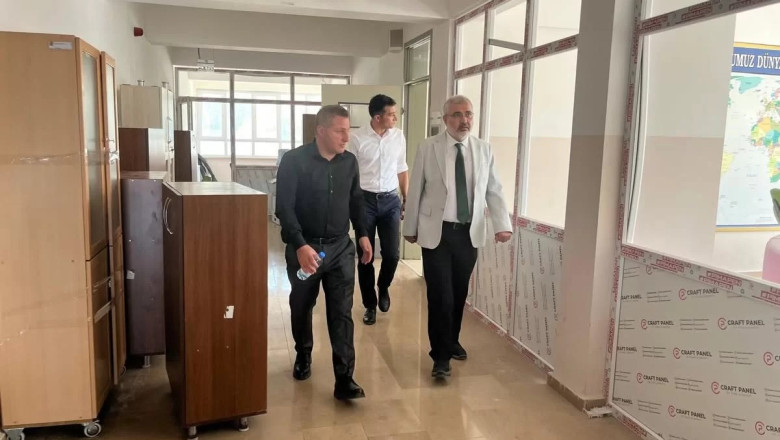 MÜDÜR YILMAZ’DAN TOBB LİSESİ’NE ZİYARET