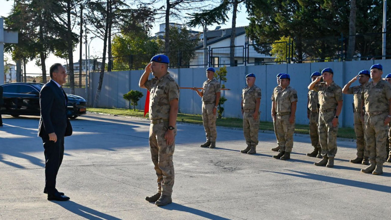 Vali Usta, Jandarma Komandolarla Bir Araya Geldi