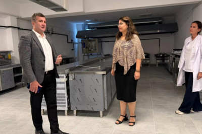 ARMUTLU HUZUREVİ’NDE AÇILIŞ HAZIRLIKLARI SÜRÜYOR