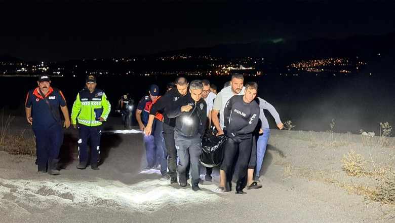 İznik Gölü’nde Kayıp Öğretmenin Cansız Bedenine Ulaşıldı