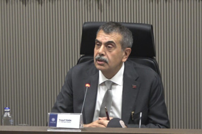 Bakan Tekin, Yalova’da Mesleki Eğitim-Sanayi Buluşmasına Katıldı