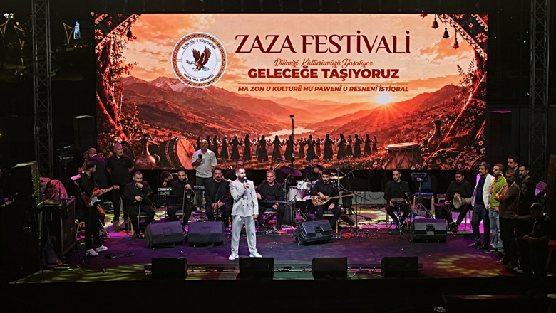Bingöl'de Zaza Festivali, sanatçıların sahne aldığı ikinci günün ardından sona erdi.
