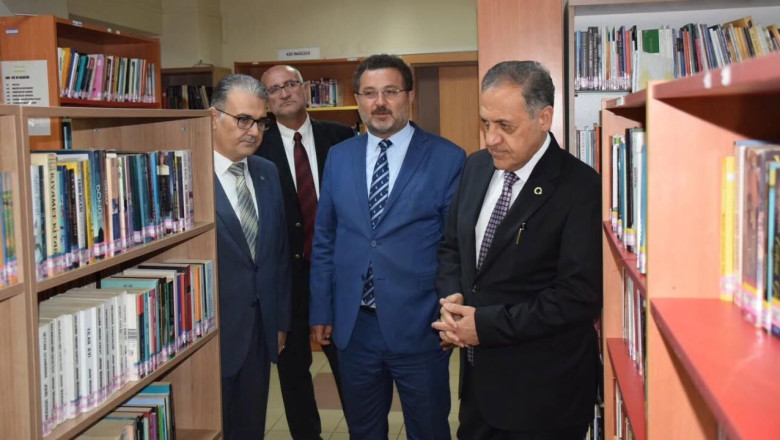Vali Usta’dan İl Halk Kütüphanesi’ne Ziyaret