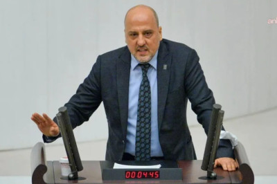 Ahmet Şık, Pusula-Tera fon iddialarını TBMM'ye taşıdı, Şimşek'e soru önergesi verdi