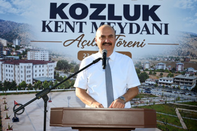 Batman Kozluk'ta 22 dönümlük Kent Meydanı törenle hizmete açıldı
