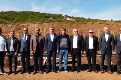 ARMUTLU’DA 16 DERSLİKLİ YENİ İLKOKUL İÇİN İLK ADIM ATILDI