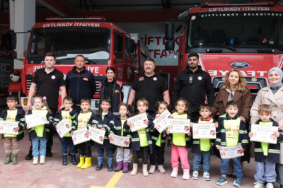 MİNİK ÖĞRENCİLER ÇİFTLİKKÖY İTFAİYESİ’NDE