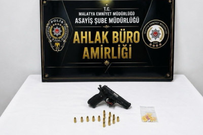 Malatya'da eğlence denetiminde 4 iş yeri mühürlendi, ruhsatsız tabanca bulundu