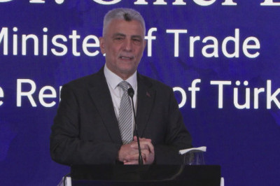 Ticaret Bakanı Ömer Bolat, Türkiye-AB ticaretinin 30 yılda 11 kat arttığını belirtti